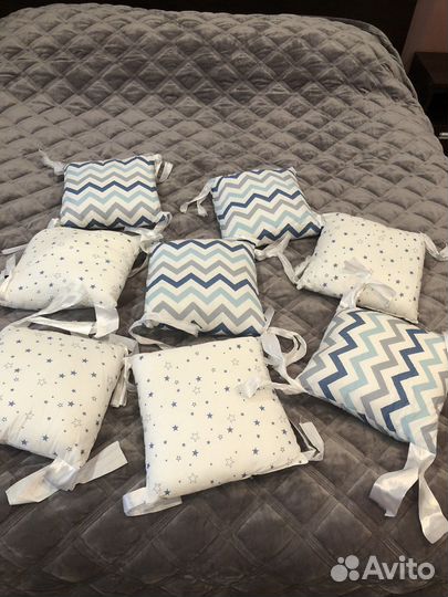 Подушки бортики в детскую кроватку