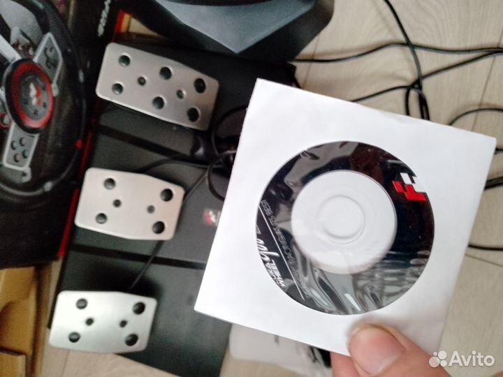 Игровой руль с педалями и коробкой передач