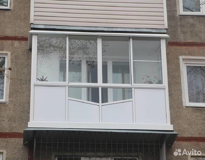 Пластиковый балкон