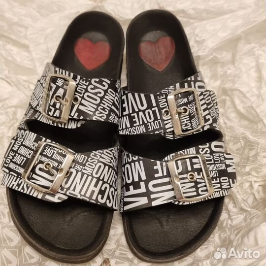 Шлепанцы love moschino