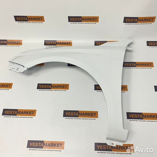 Крыло правое/левое Веста в цвет оригинал