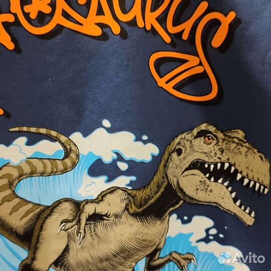 Лонгслив для мальчика 122-128 новый