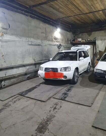 Гараж, > 30 м²