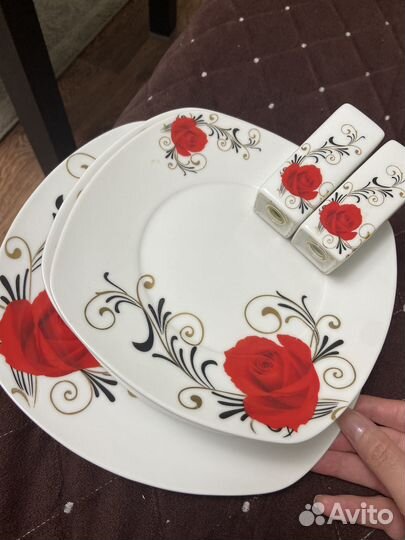 Тарелки