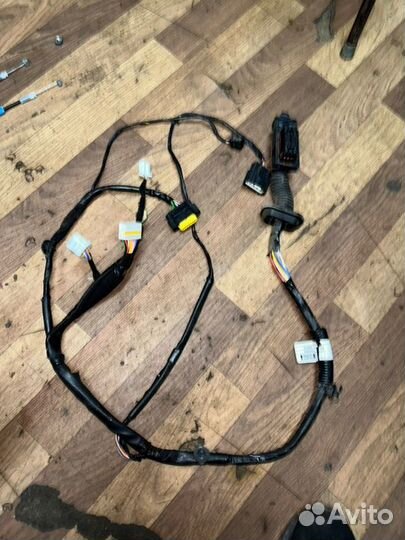 Проводка двери передняя левая Kia Rio 4 седан 1.6