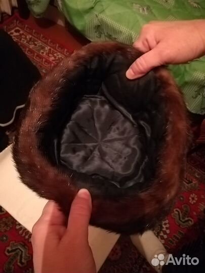 Норковая и меховая шапки для женщин