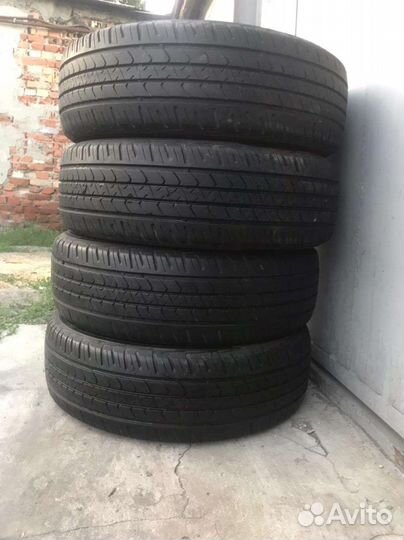 Goodyear EfficientGrip SUV 265/65 R17