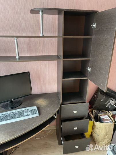 Компьютерный стол