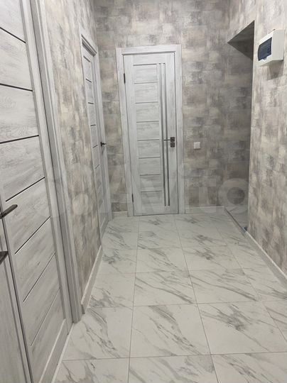 1-к. квартира, 40 м², 8/16 эт.