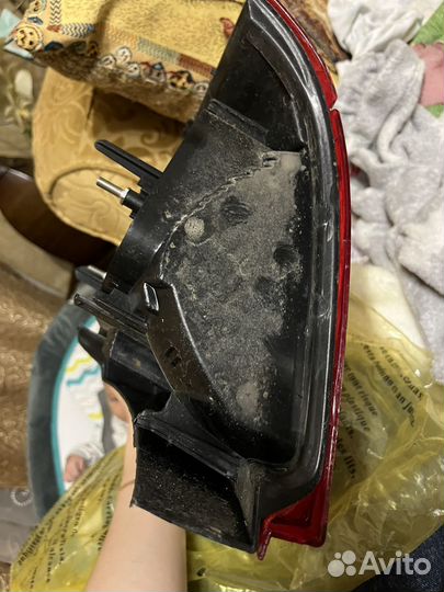 Задний фонарь на Renault Logan 1 рестайлинг