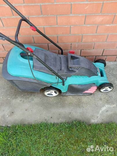Газонокосилка электрическая bosch