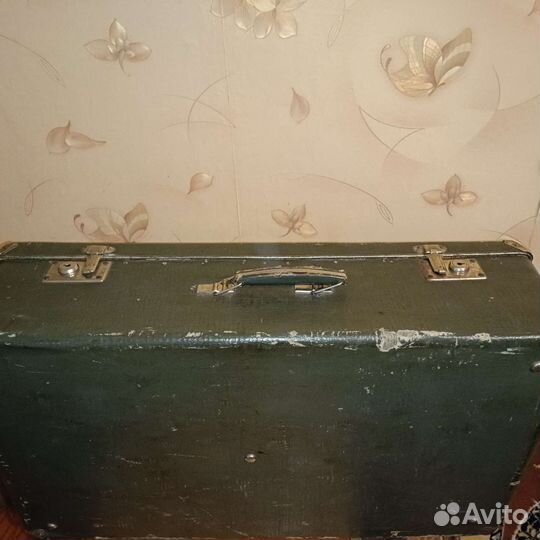 Чемодан времен СССР фибровый