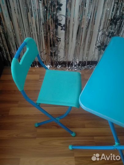Детский столик и стульчик