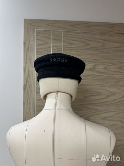 Tommy hilfiger кепка