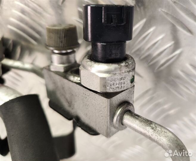 Трубки кондиционера Toyota Prius ZVW30 2ZR 2012