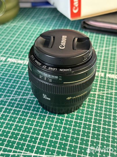 Объектив canon 50mm 1.4