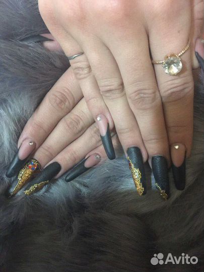 Наращивание ногтей