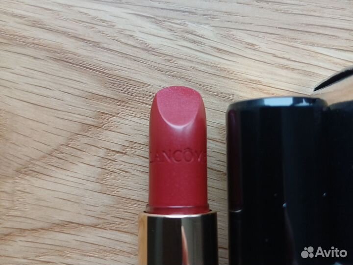 Lancome L'Absolu Rouge Sheer Помада 192