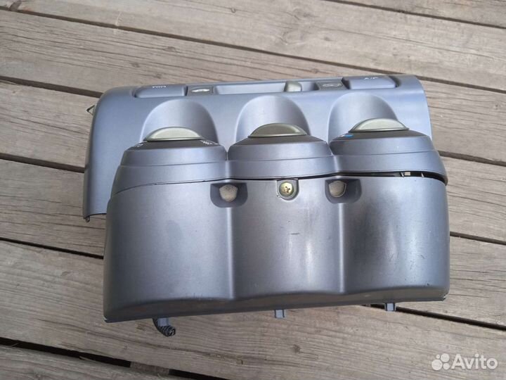 Рамка магнитолы Honda Fit GD