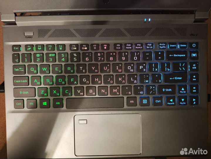 Acer predator triton 300 se