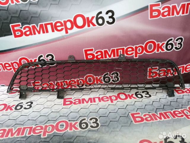 Решетка бампера передний Mitsubishi L200