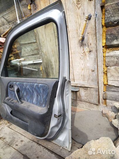 Дверь передняя правая, Ниссан (блюберд, примера)