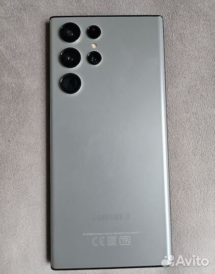 Samsung Galaxy S22 Ultra, 12/512 ГБ