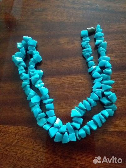 Бусы из бирюзы