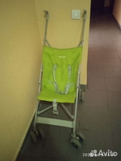 Прогулочная коляска