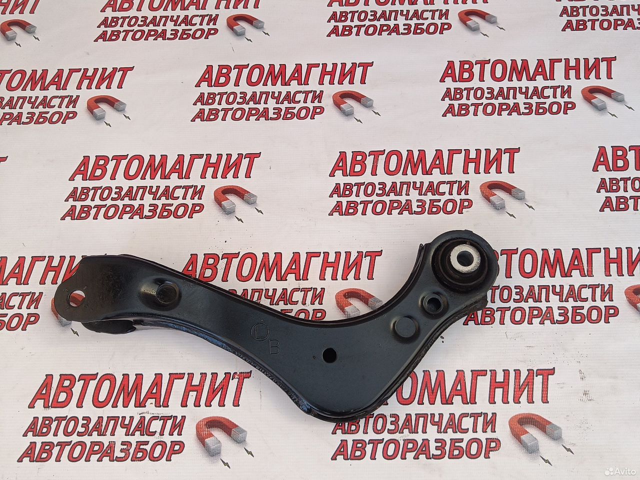 Рычаг задний левый Тойота Рав 4 ха50