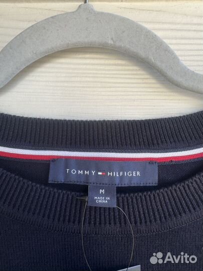 Tommy Hilfiger новый джемпер оригинал