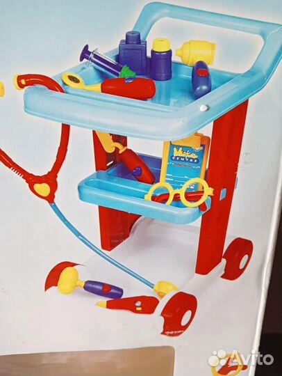 Набор для доктора детский со столиком на колесах