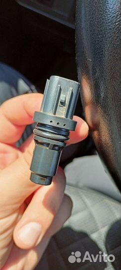 Датчик распредвала corolla 150