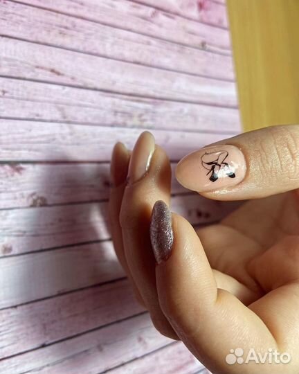 Мастер маникюра