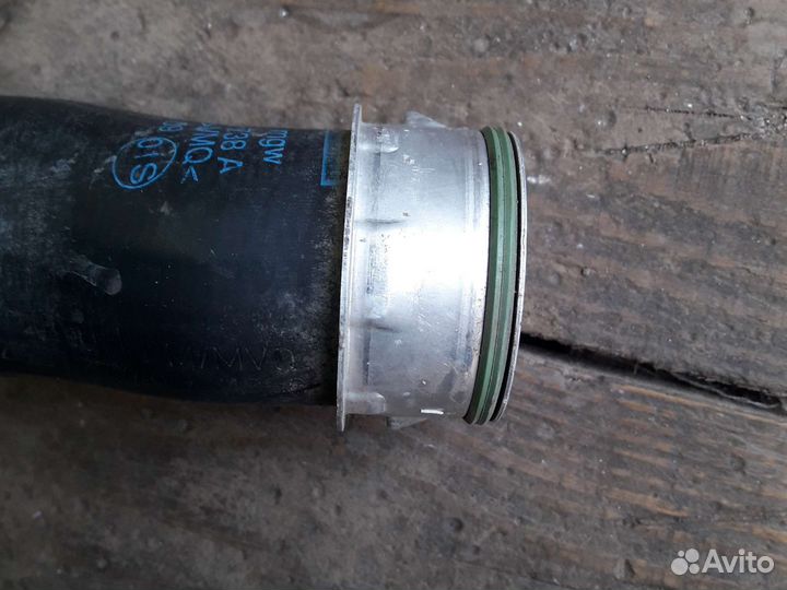 Патрубок интеркуллера Volkswagen touareg gp 3.0tdi