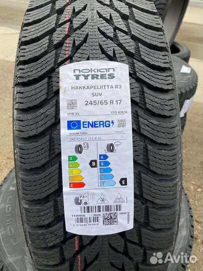 Nokian Tyres Hakkapeliitta R3 SUV 245/65 R17 111R