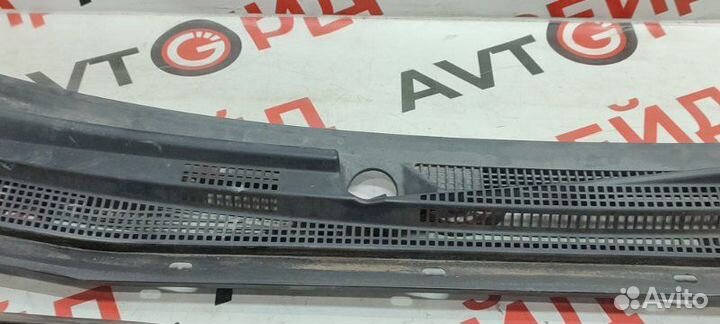 Решетка под дворники Mitsubishi Airtrek CU5W 4G69