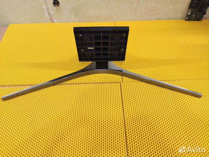 Подставка Samsung UE55KU6500