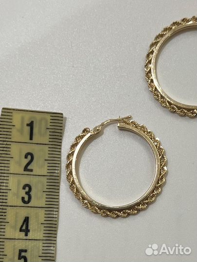 Золотые серьги