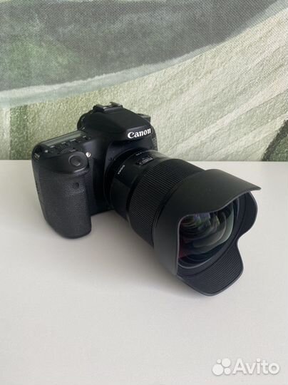 Фотоаппарат Canon EOS 70D, объектив Sigma 20mm