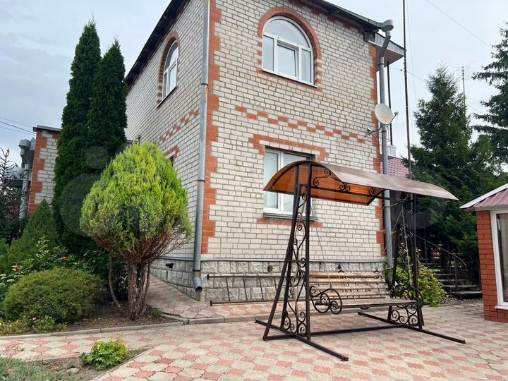 Дом 200 м² на участке 40 сот.