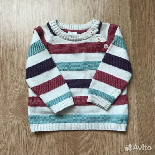 Свитер