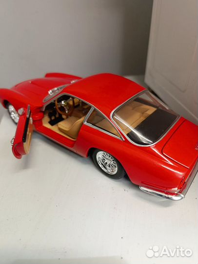 Ferrari 250GT Berlinetta Lusso 1:18