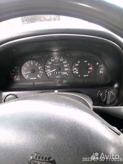 ГАЗ 3110 Волга 2.4 МТ, 1998, 154 000 км