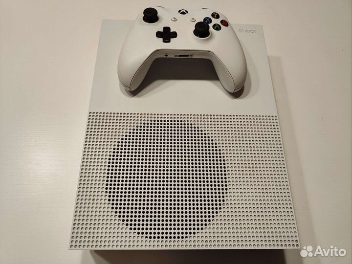 Xbox One S 1tb + Kinect 2.0 с играми