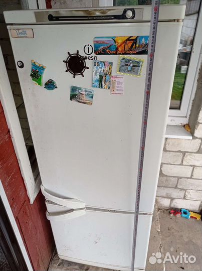 Холодильник бу в рабочем состоянии