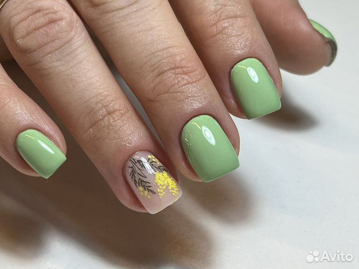 Мастер маникюра и педикюра