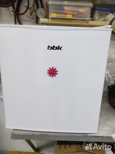 Холодильник BBK RF-050