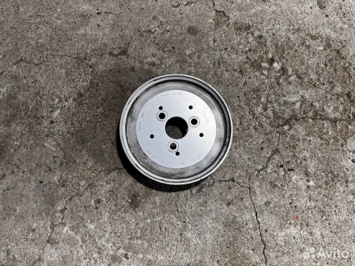 Шкив насоса гур Audi A6 C6/4F 2.4 BDW 2006