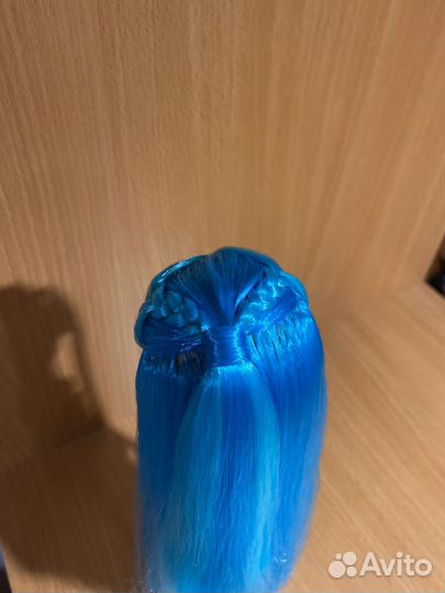 Кукла Raibow high Hali Capri